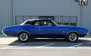 Oldsmobile-Cutlass-Cabriolet-1969-Blue-Black-54064-8