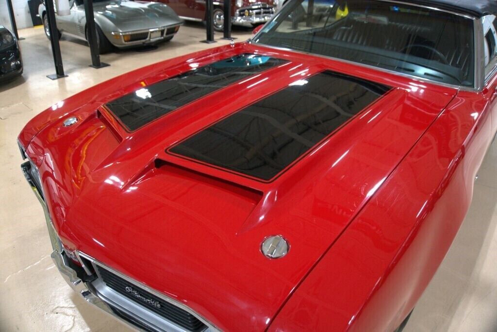 Oldsmobile-Cutlass-Cabriolet-1969-Red-Black-140864-11