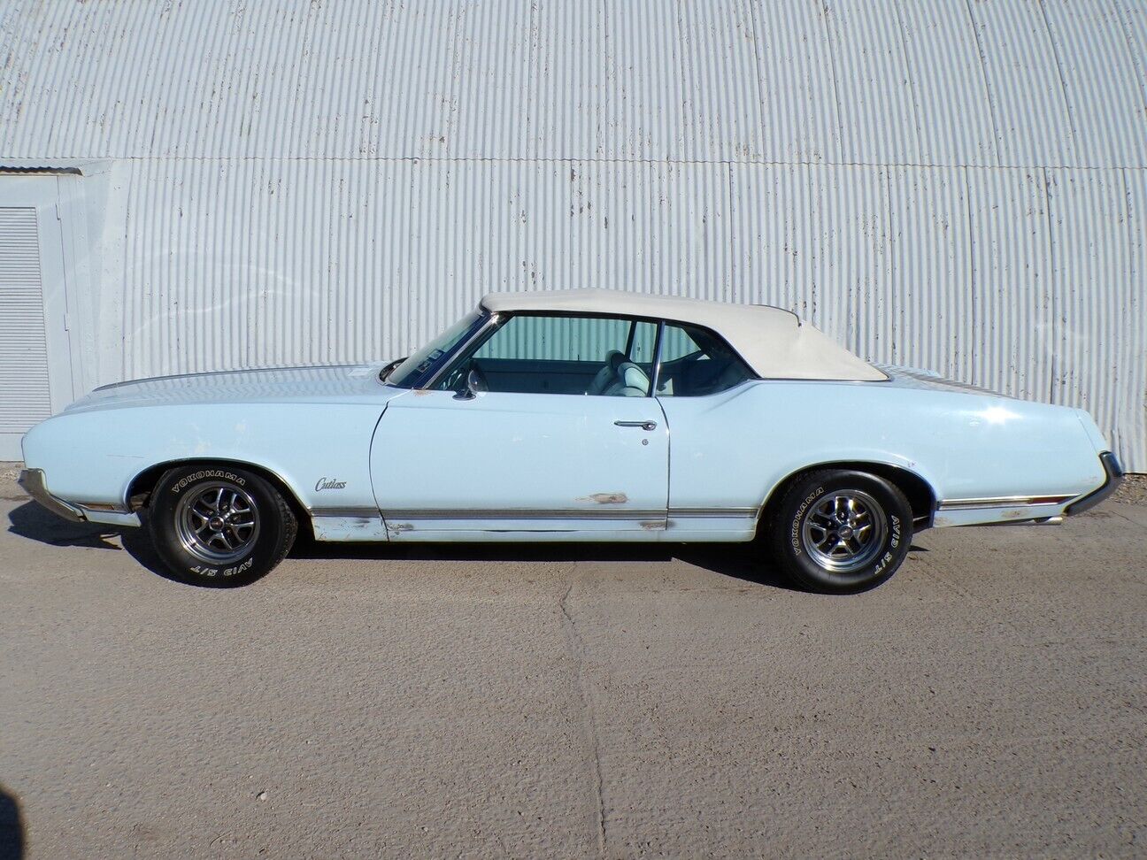 Oldsmobile-Cutlass-Cabriolet-1970-AZURE-BLUE-47313-2