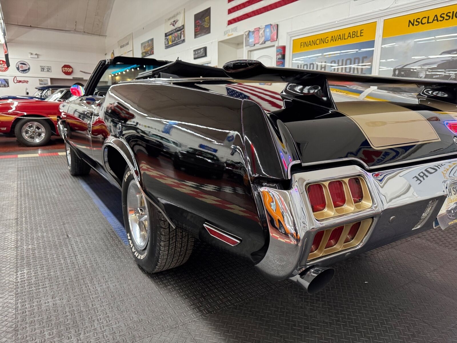 Oldsmobile-Cutlass-Cabriolet-1972-Black-Black-85070-25