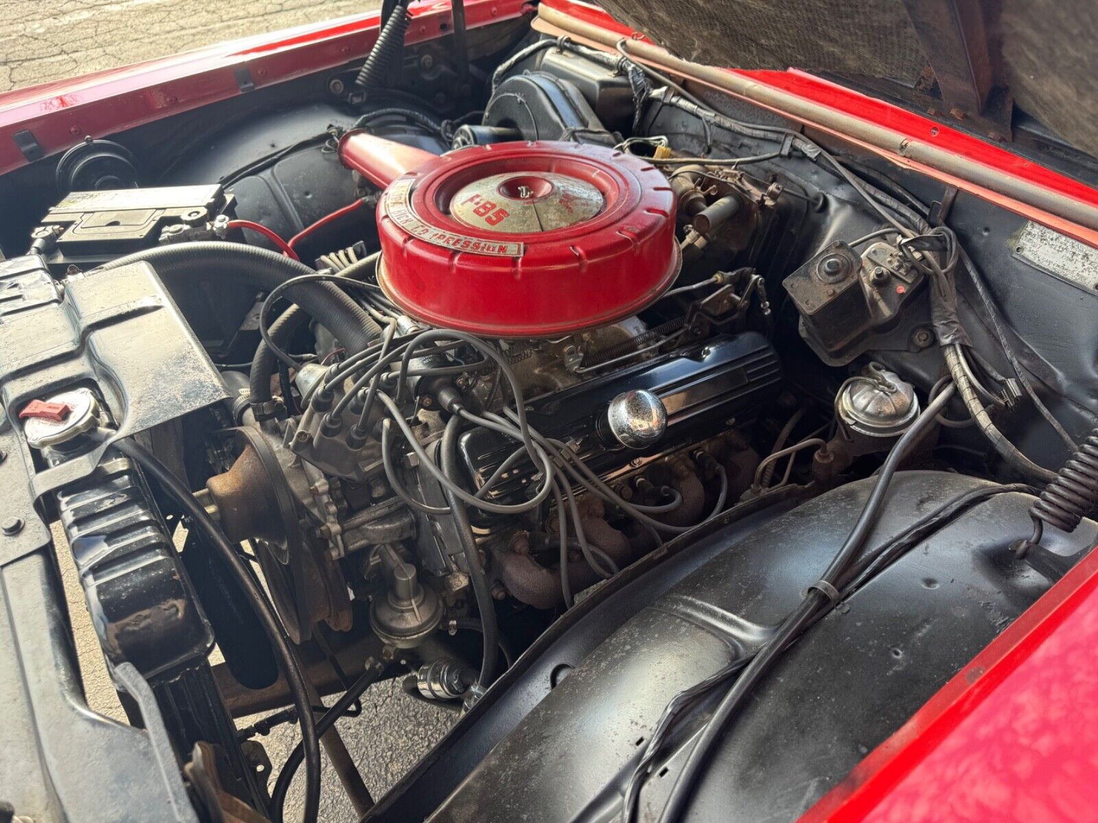 Oldsmobile-Cutlass-Coupe-1963-Red-116834-16