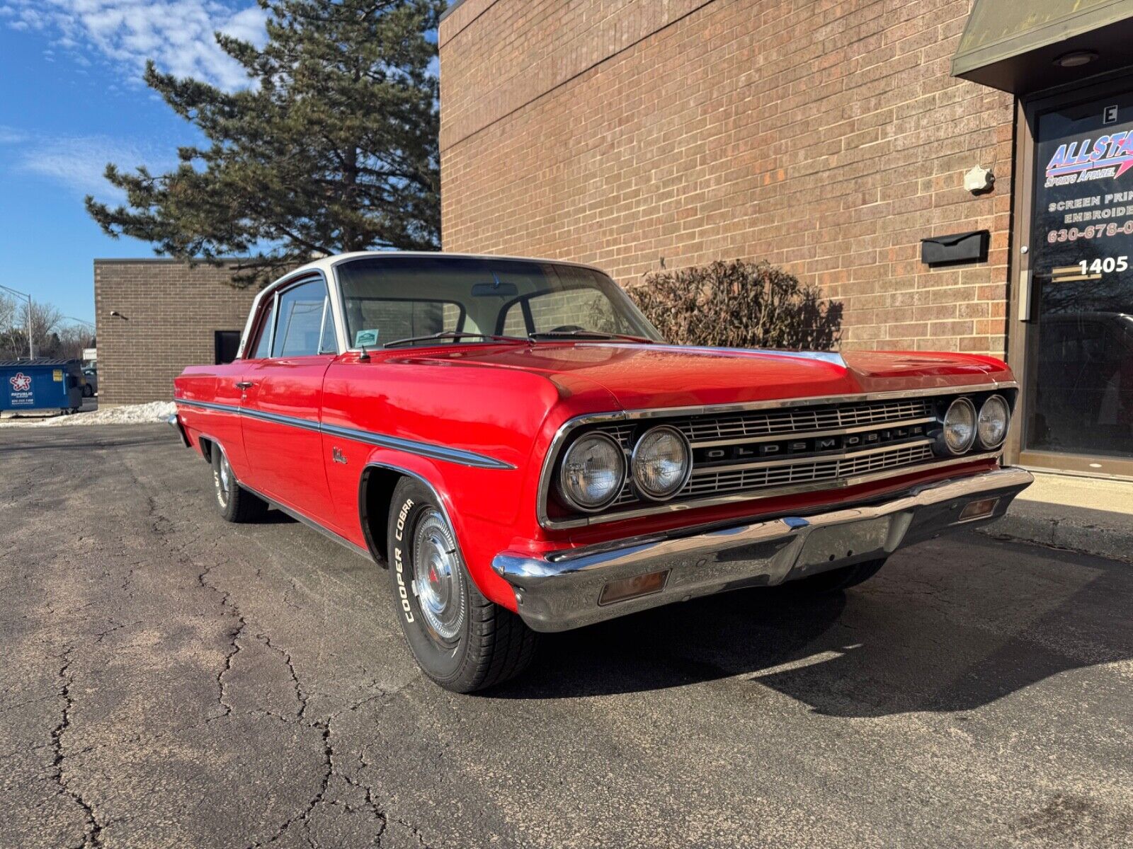 Oldsmobile-Cutlass-Coupe-1963-Red-116834-9