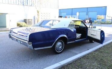 Oldsmobile-Cutlass-Coupe-1967-Blue-White-96802-22