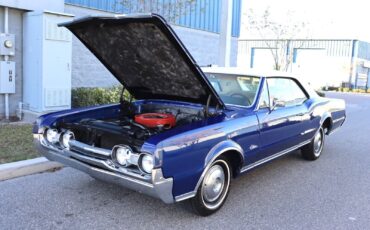 Oldsmobile-Cutlass-Coupe-1967-Blue-White-96802-27