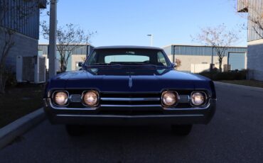 Oldsmobile-Cutlass-Coupe-1967-Blue-White-96802-37