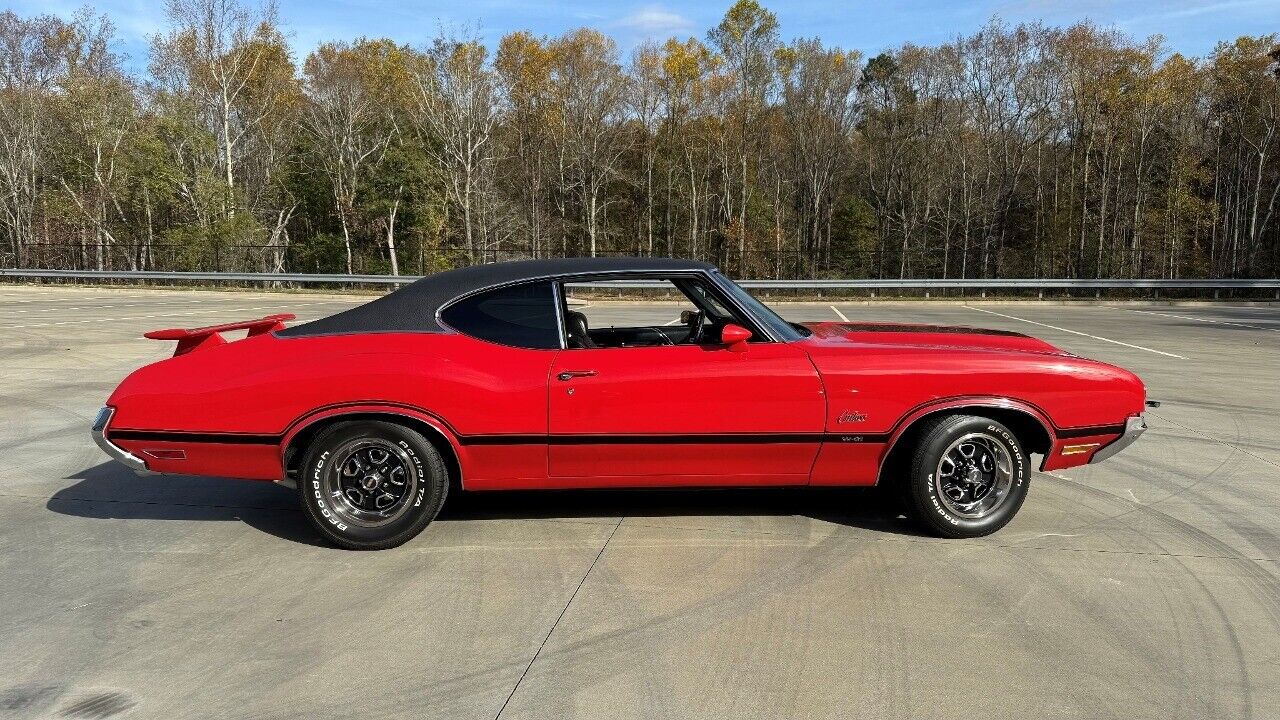 Oldsmobile-Cutlass-Coupe-1970-Red-Black-100104-3