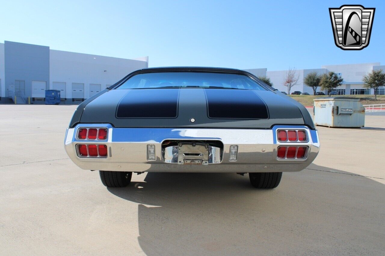 Oldsmobile-Cutlass-Coupe-1972-Gray-Black-488-6