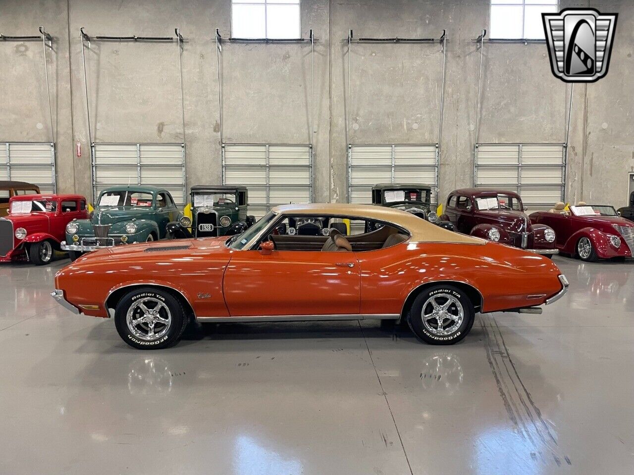 Oldsmobile-Cutlass-Coupe-1972-Orange-Tan-2202-3