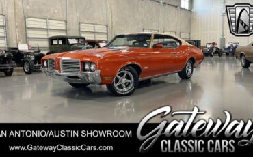 Oldsmobile Cutlass  year1}