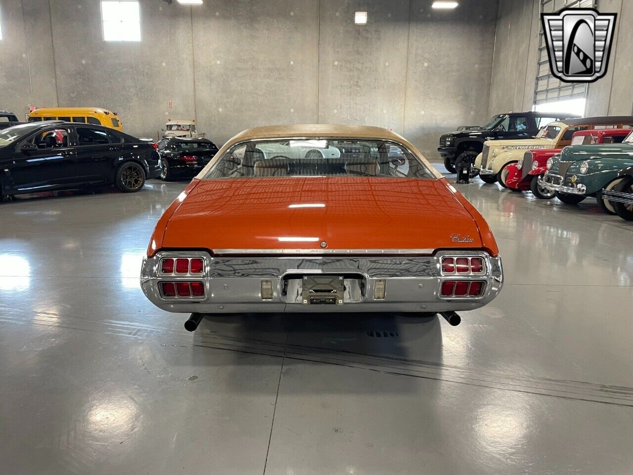 Oldsmobile-Cutlass-Coupe-1972-Orange-Tan-2202-4