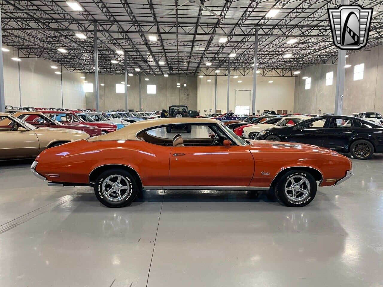 Oldsmobile-Cutlass-Coupe-1972-Orange-Tan-2202-5