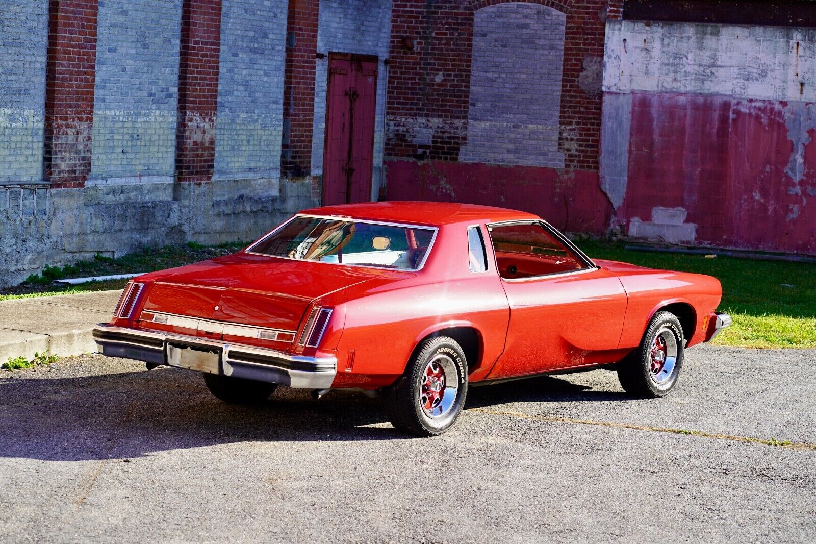 Oldsmobile-Cutlass-Coupe-1974-Red-Red-8047-10