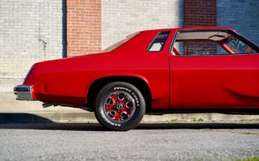 Oldsmobile-Cutlass-Coupe-1974-Red-Red-8047-14