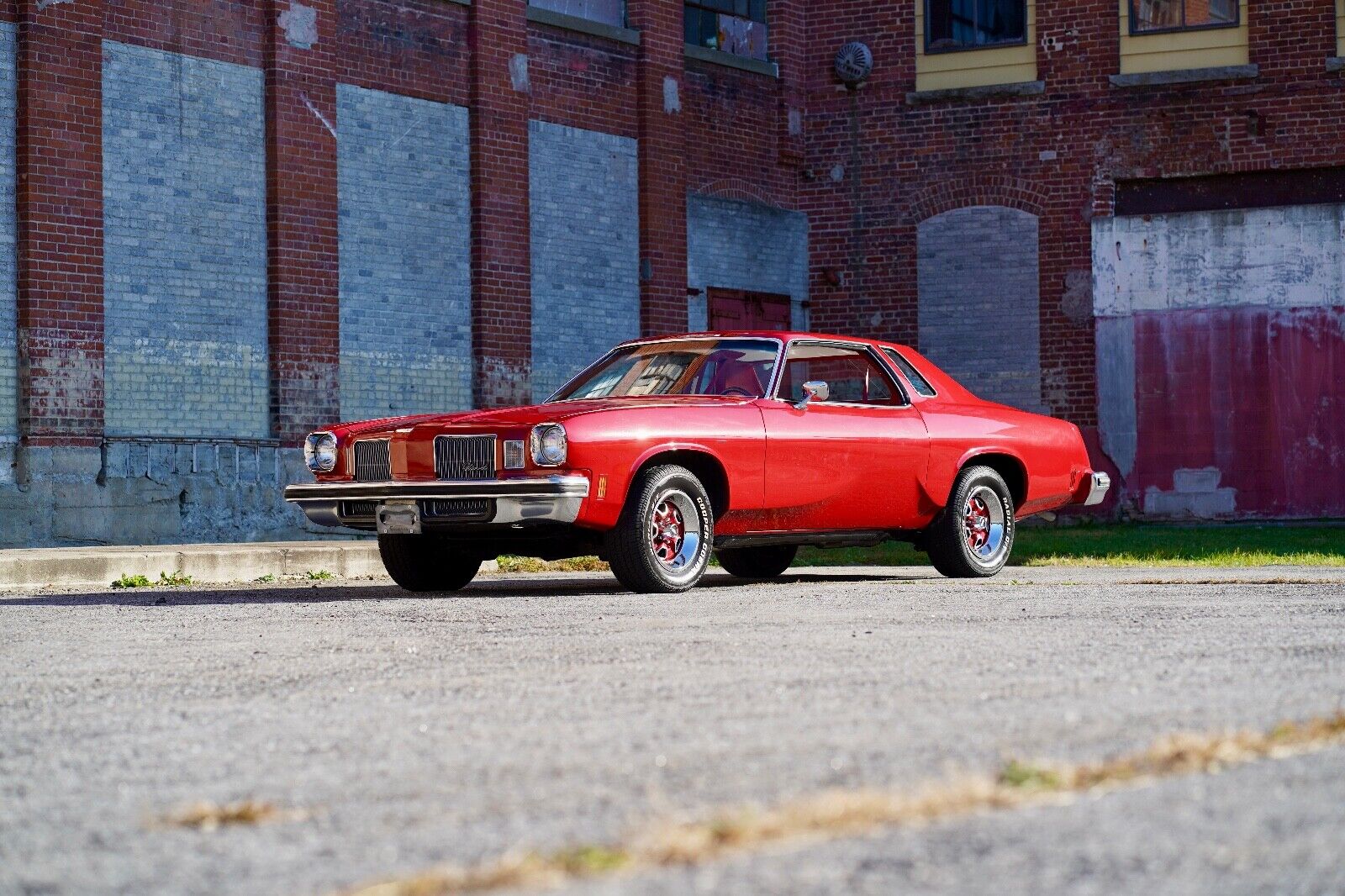 Oldsmobile-Cutlass-Coupe-1974-Red-Red-8047-2