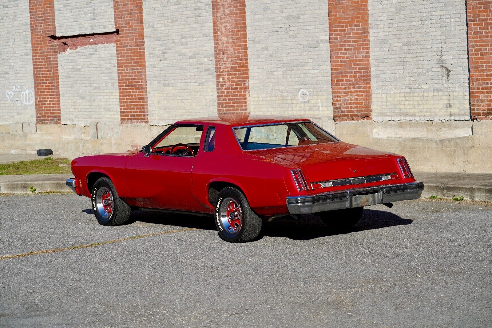 Oldsmobile-Cutlass-Coupe-1974-Red-Red-8047-6