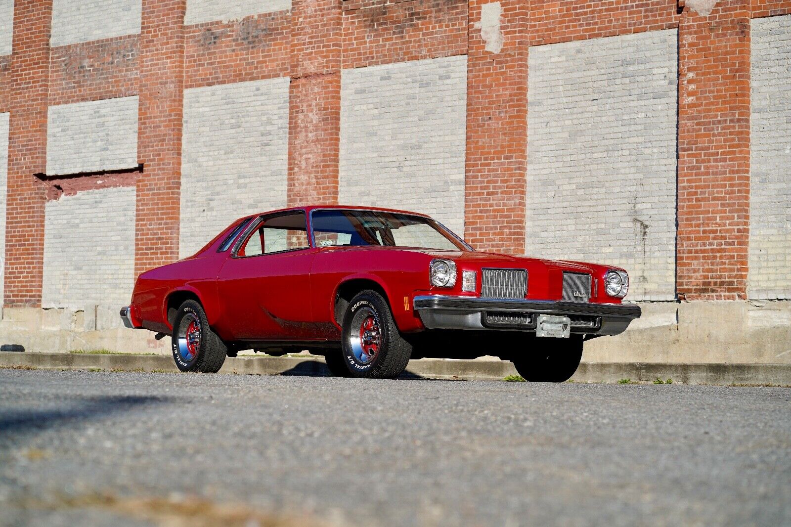 Oldsmobile-Cutlass-Coupe-1974-Red-Red-8047-7