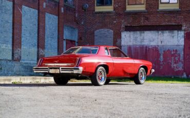 Oldsmobile-Cutlass-Coupe-1974-Red-Red-8047-8