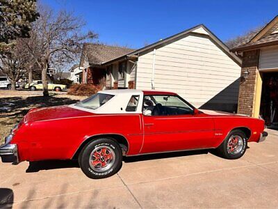 Oldsmobile-Cutlass-Coupe-1976-Red-White-4426-4