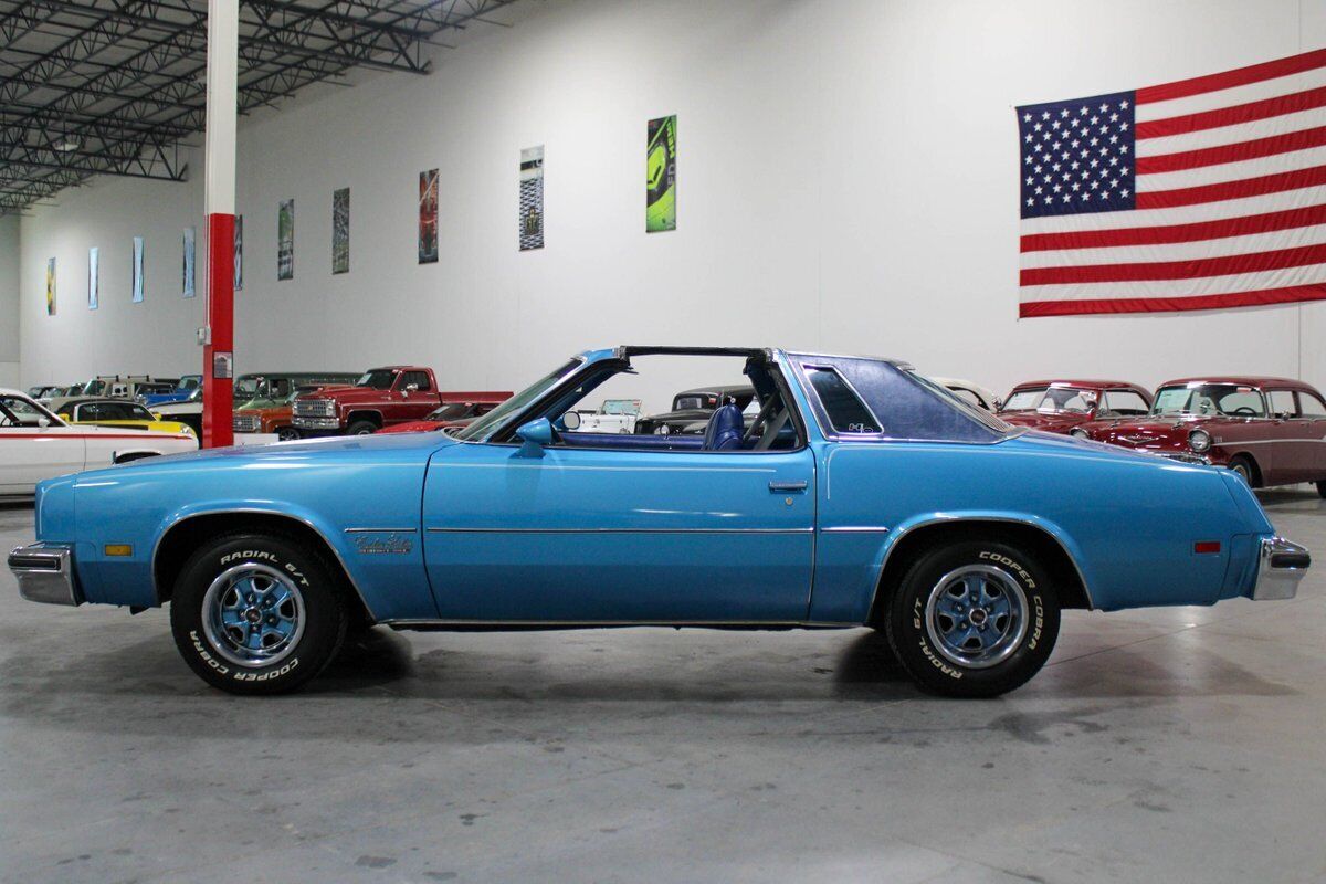 Oldsmobile-Cutlass-Coupe-1977-Blue-Blue-21404-1