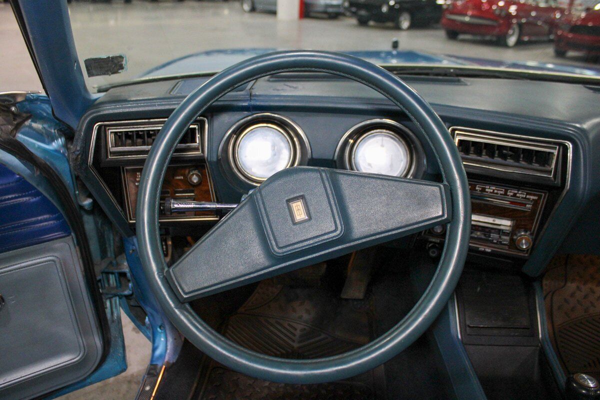 Oldsmobile-Cutlass-Coupe-1977-Blue-Blue-21404-8