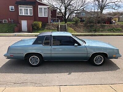 Oldsmobile-Cutlass-Coupe-1985-Blue-Blue-202777-10