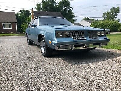 Oldsmobile-Cutlass-Coupe-1985-Blue-Blue-202777-13