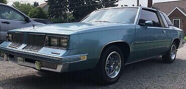 Oldsmobile-Cutlass-Coupe-1985-Blue-Blue-202777-14