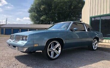 Oldsmobile-Cutlass-Coupe-1985-Blue-Blue-202777-2