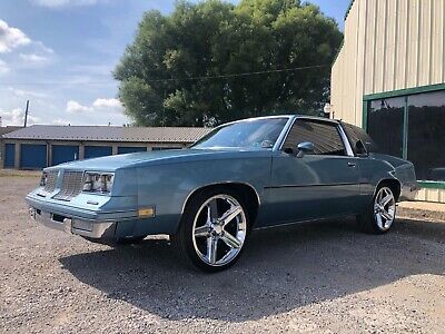 Oldsmobile-Cutlass-Coupe-1985-Blue-Blue-202777-2