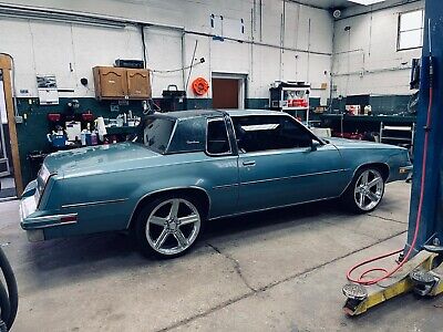 Oldsmobile-Cutlass-Coupe-1985-Blue-Blue-202777-8