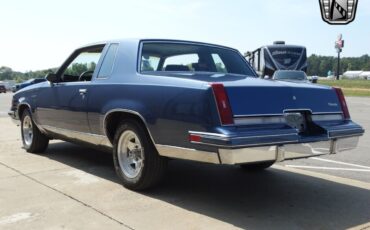 Oldsmobile-Cutlass-Coupe-1987-Blue-Blue-130706-5