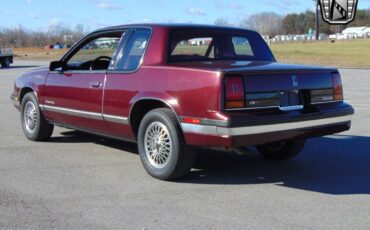 Oldsmobile-Cutlass-Coupe-1988-Burgundy-Burgundy-101175-5