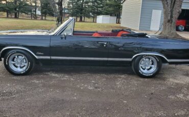 Oldsmobile-Cutlass-convertible-1965-black-160932-2