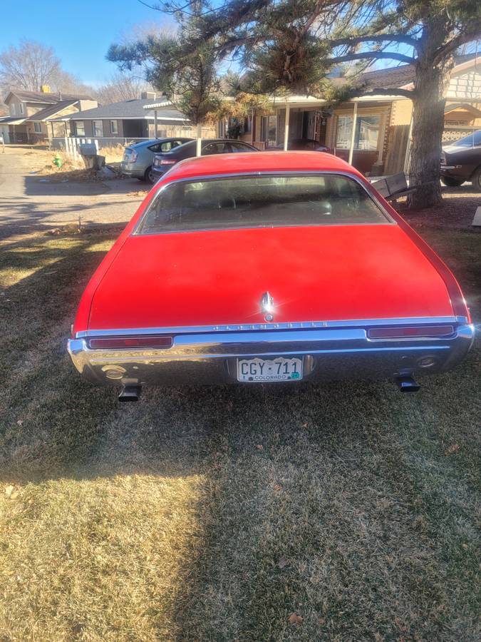 Oldsmobile-Cutlass-coupe-1968-red-110240-3