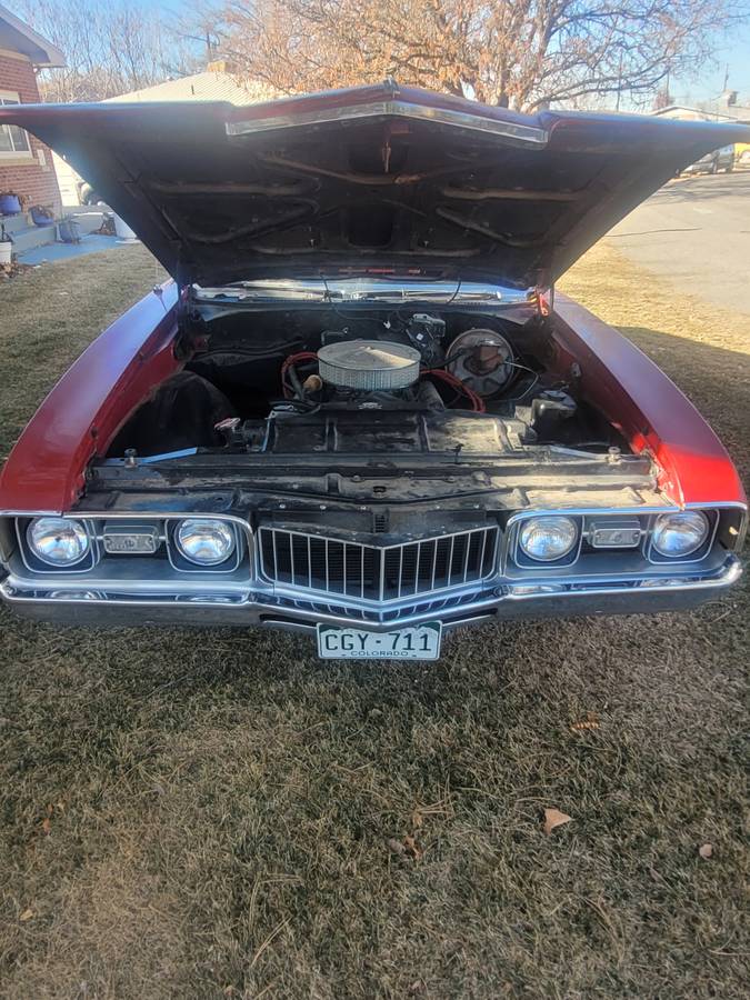 Oldsmobile-Cutlass-coupe-1968-red-110240-7