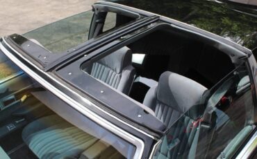 Oldsmobile-Cutlass-salon-1986-black-105734-11