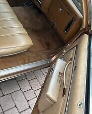 Oldsmobile-Delta-88-1977-Brown-27520-10