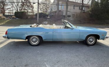 Oldsmobile-Delta-88-royale-1975-blue-83686-4