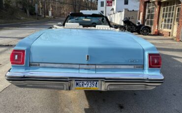 Oldsmobile-Delta-88-royale-1975-blue-83686-7