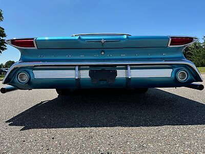 Oldsmobile-Dynamic-88-Cabriolet-1960-Blue-Blue-63381-25