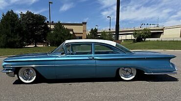 Oldsmobile-Dynamic-88-Cabriolet-1960-Blue-Blue-63381-6