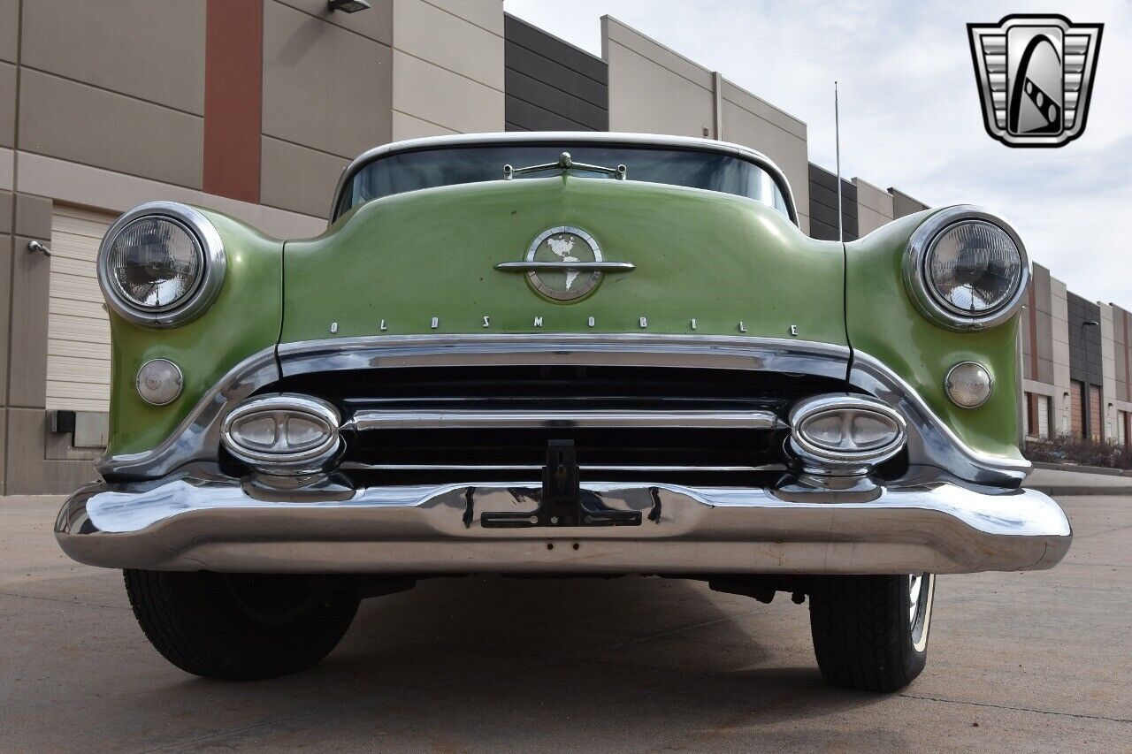 Oldsmobile-Eighty-Eight-1954-Green-Green-83547-9