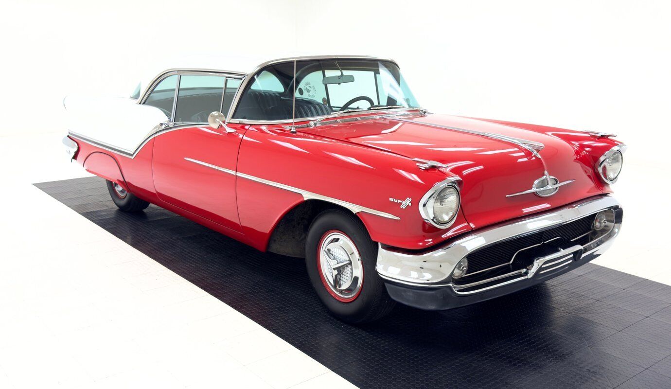 Oldsmobile-Eighty-Eight-1957-Red-Black-158694-6