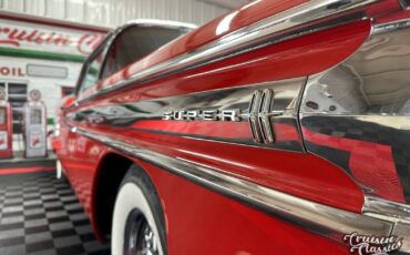 Oldsmobile-Eighty-Eight-1958-Red-Black-95043-5