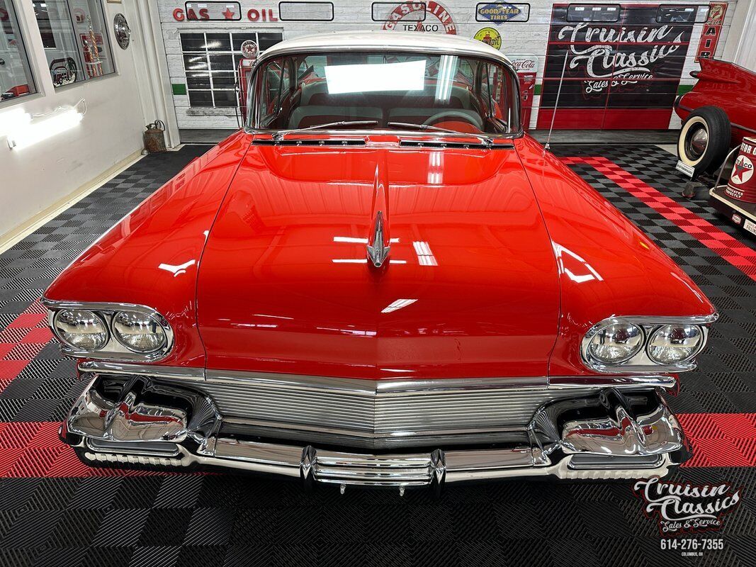 Oldsmobile-Eighty-Eight-1958-Red-Black-95043-8