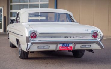 Oldsmobile-Eighty-Eight-1961-White-Red-155953-10