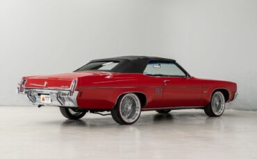 Oldsmobile-Eighty-Eight-1971-Red-Black-102520-6