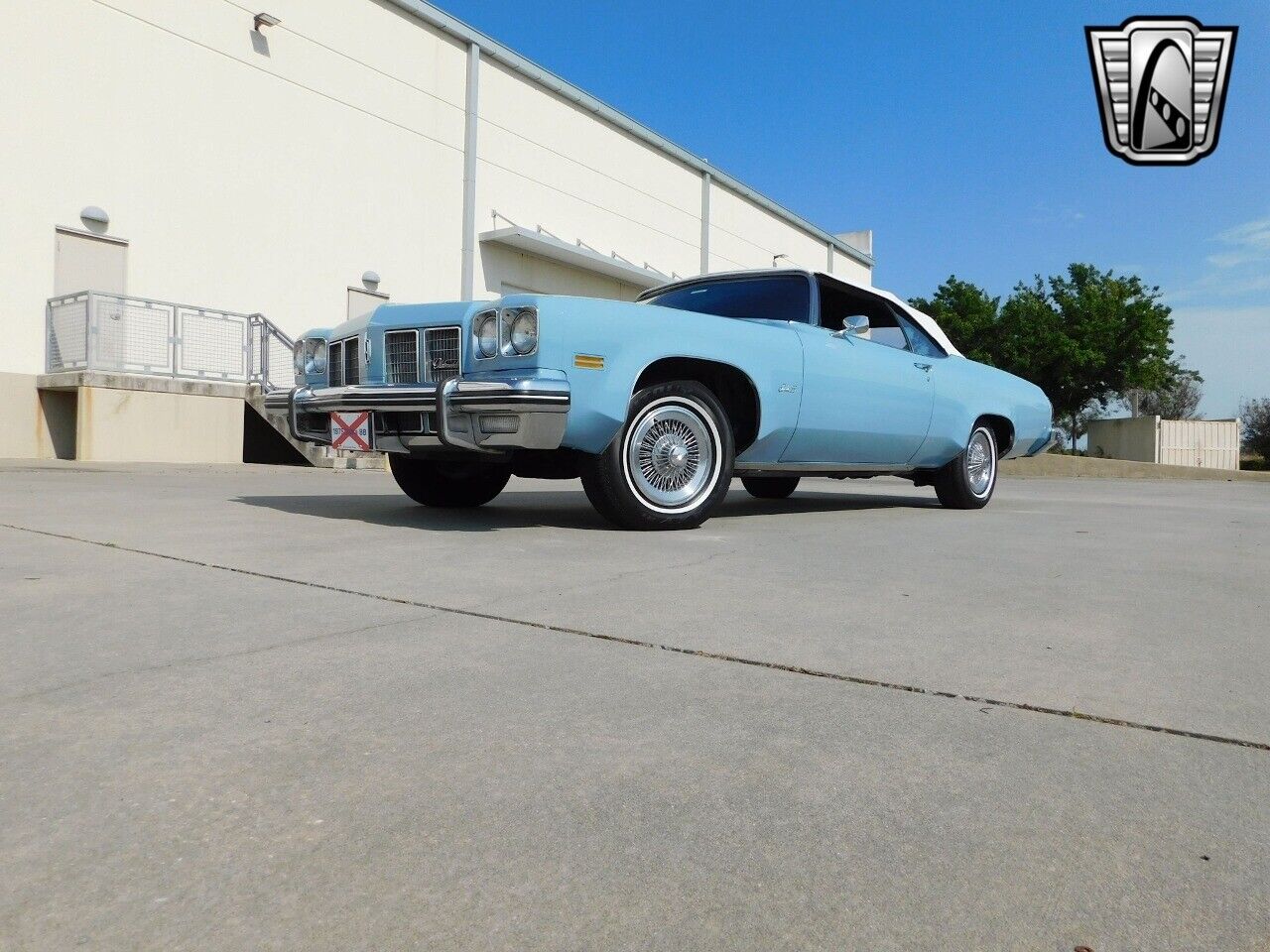 Oldsmobile-Eighty-Eight-1975-Blue-Parchment-151130-11