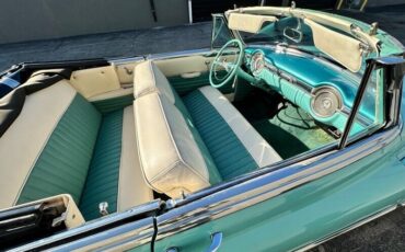 Oldsmobile-Eighty-Eight-Cabriolet-1953-Green-Green-165761-37