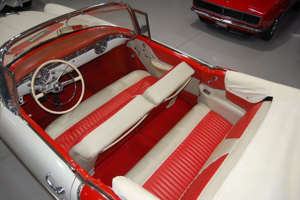 Oldsmobile-Eighty-Eight-Cabriolet-1955-Red-Red-41104-1